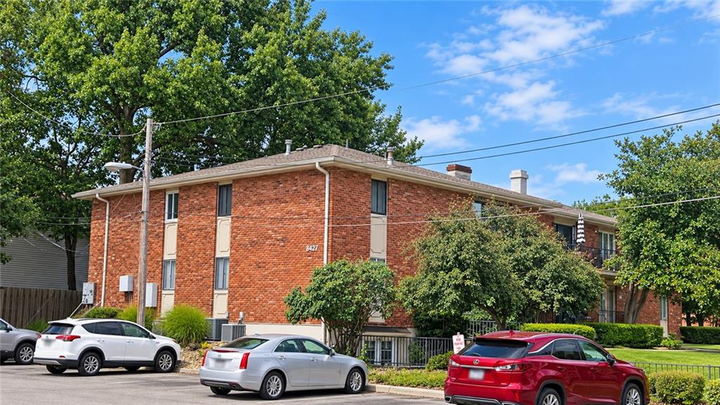 8227 Santa Fe Drive 7
