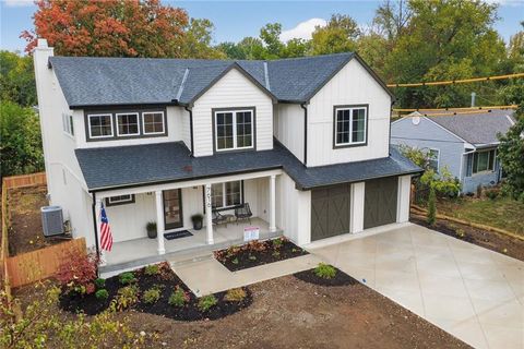 7616 Falmouth Street Prairie Village KS 66208