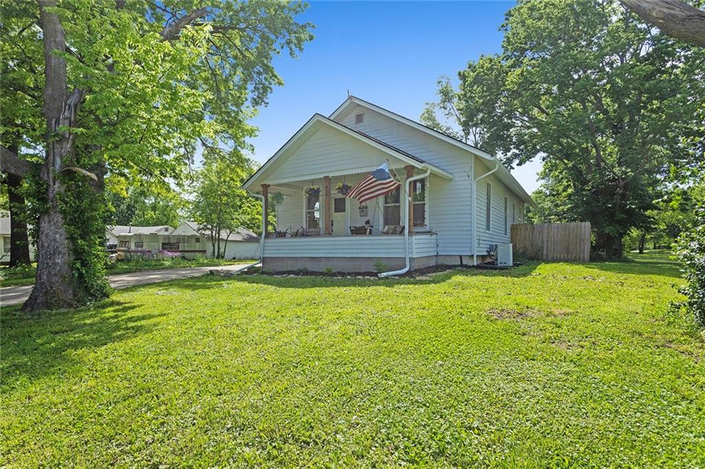 834 N Cherry Street