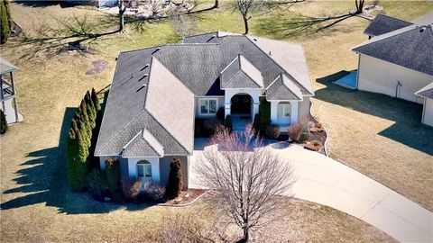 Photo of 4481 SW Raintree Shore Drive, Lees Summit, MO 64082 (MLS # 2598389)