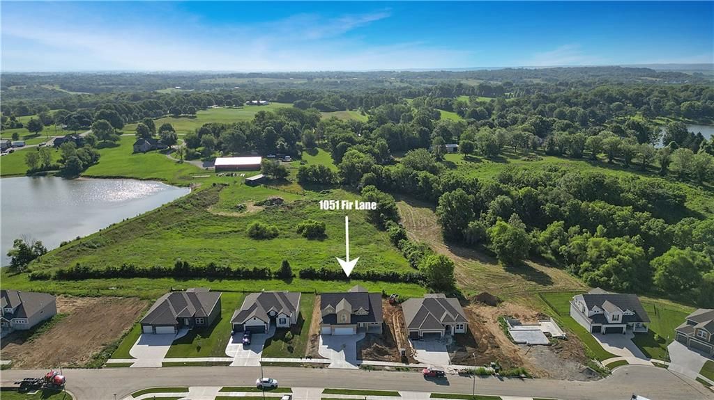 Photo of 1051 Fir Lane, Liberty, MO 64068 (MLS # 2572291)