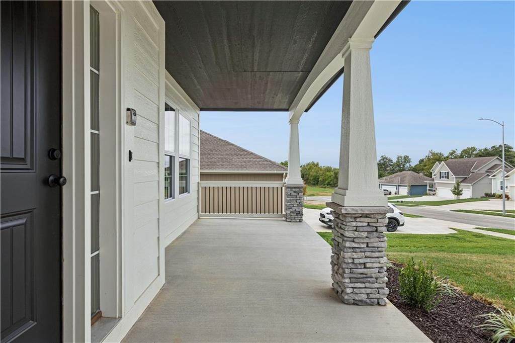 Photo of 1051 Fir Lane, Liberty, MO 64068 (MLS # 2572291)
