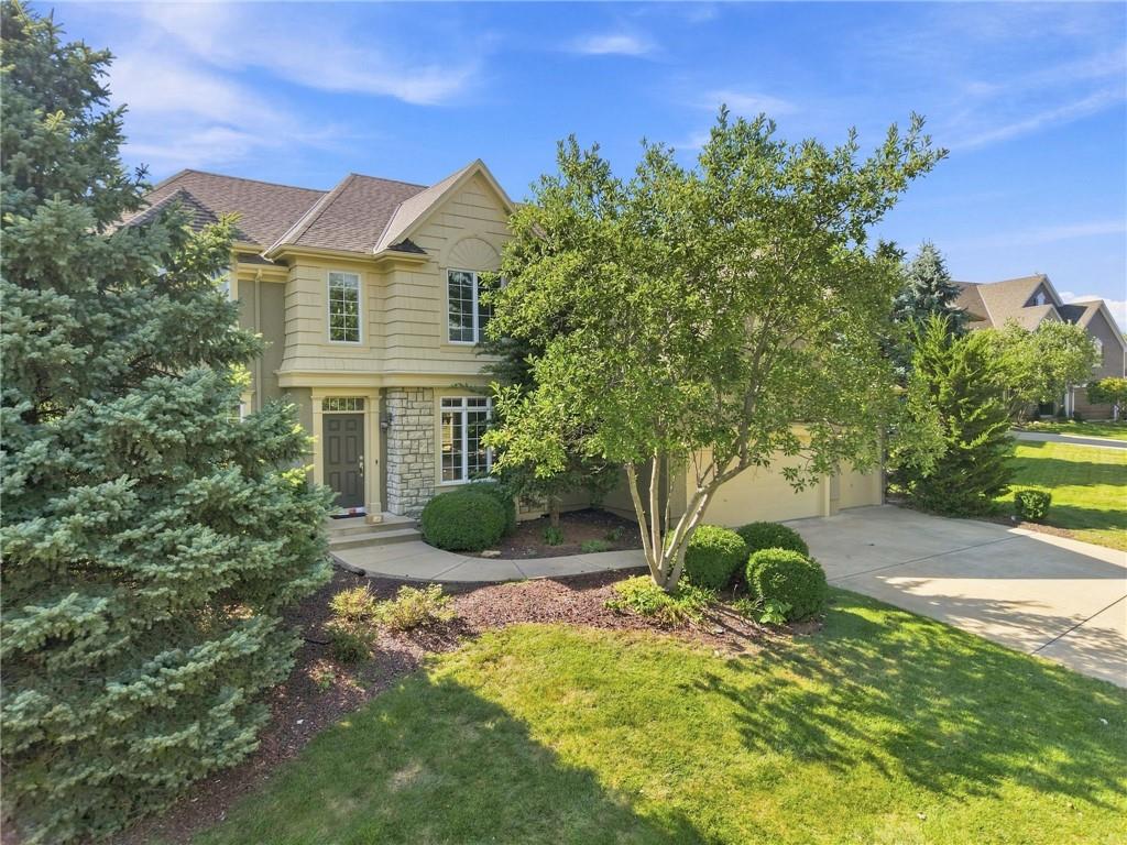 5427 W 164th Place