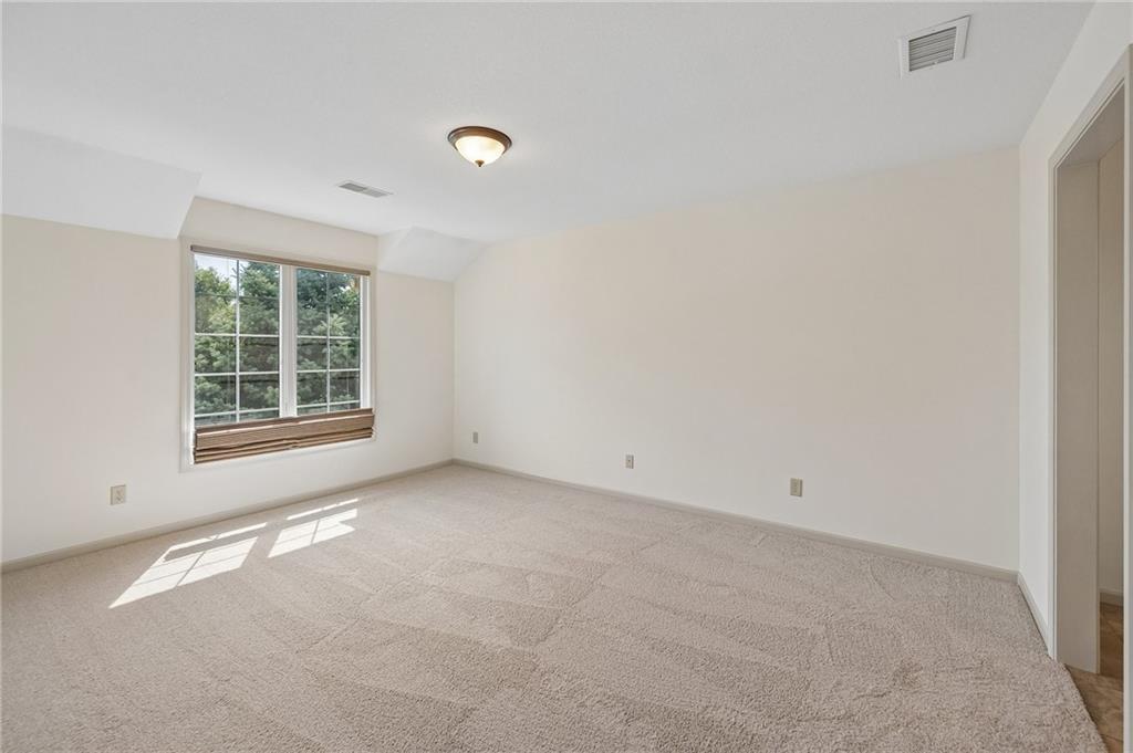 5427 W 164th Place