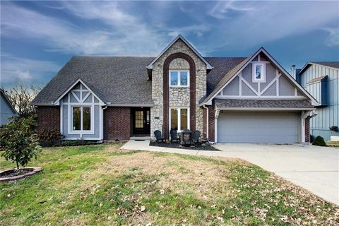 3695 SW Kimstin Circle, Blue Springs, MO 64015 - MLS#: 2587618