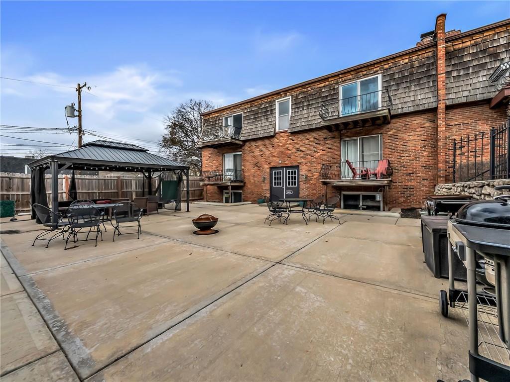 4426 Jarboe Street 5