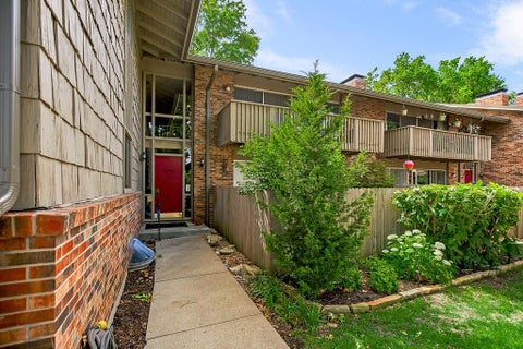 Photo of 8740 Metcalf Avenue #203, Overland Park, KS 66212 (MLS # 2623786)