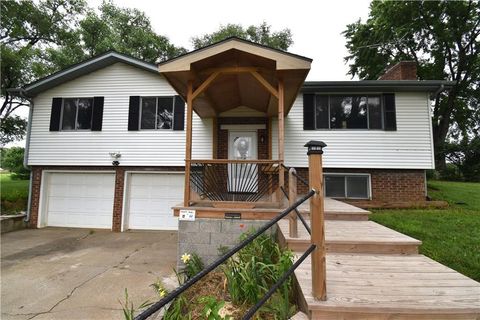 21282 Parallel Road, Tonganoxie, KS 66086 - MLS#: 2618846