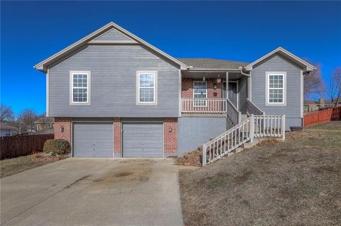 18404 E Blackhawk Trail, Independence, MO 64056 - MLS#: 2597558