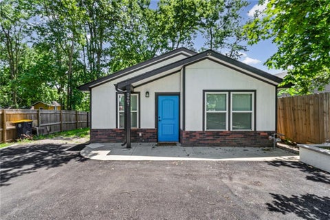 Photo of 5607 E 23rd Street, Kansas City, MO 64127 (MLS # 2625818)