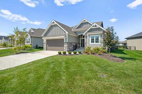 Photo of 15336 W 173rd Terrace, Olathe, KS 66062 (MLS # 2637946)