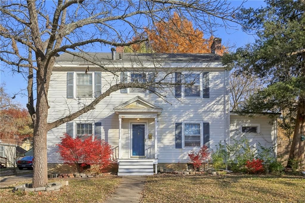 Photo of 933 S Main Street, Ottawa, KS 66067 (MLS # 2591969)