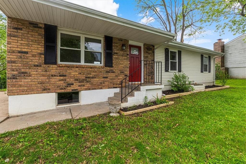 19513 E 5TH TERRACE Court