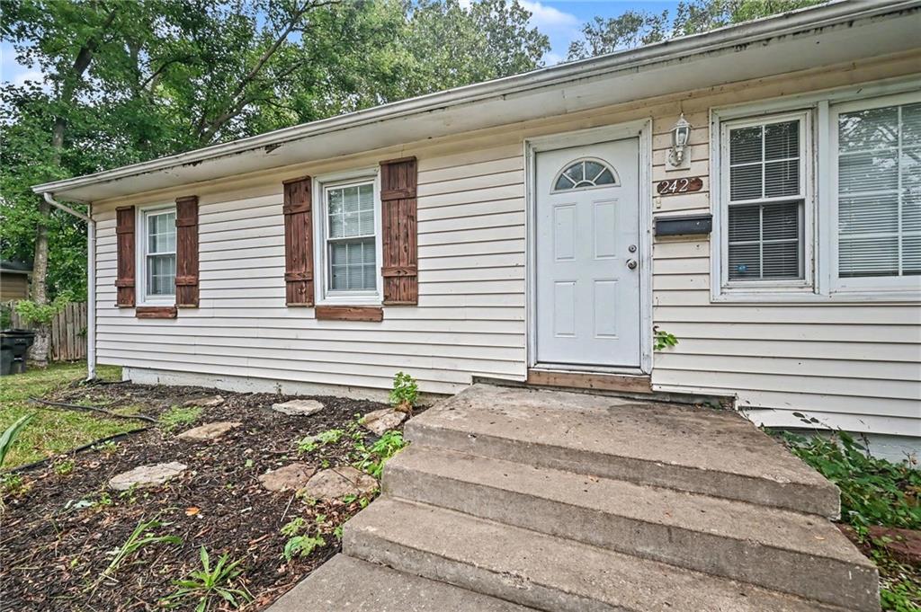 2425 S LEES SUMMIT Road