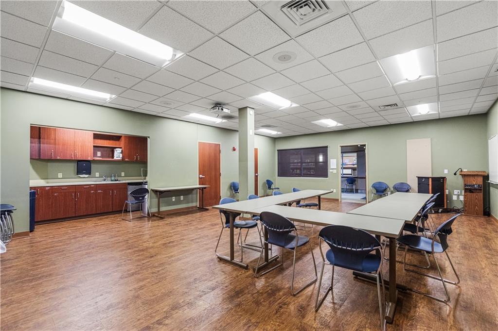 St Joseph, Missouri 64506, United States, ,Commercial,Active,109411