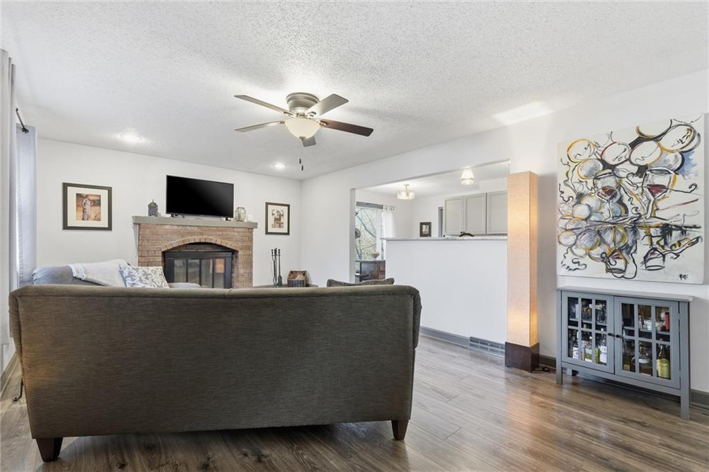 6757 N Garfield Avenue