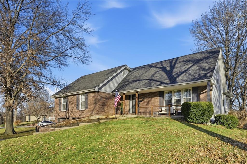 6757 N Garfield Avenue