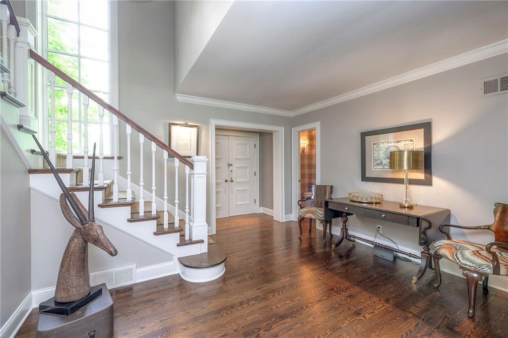 1055 W 54th Street