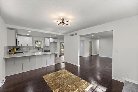 Tiny photo for 806 Howard Lane, Liberty, MO 64068 (MLS # 2648402)