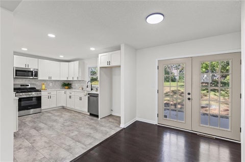 Tiny photo for 806 Howard Lane, Liberty, MO 64068 (MLS # 2648402)