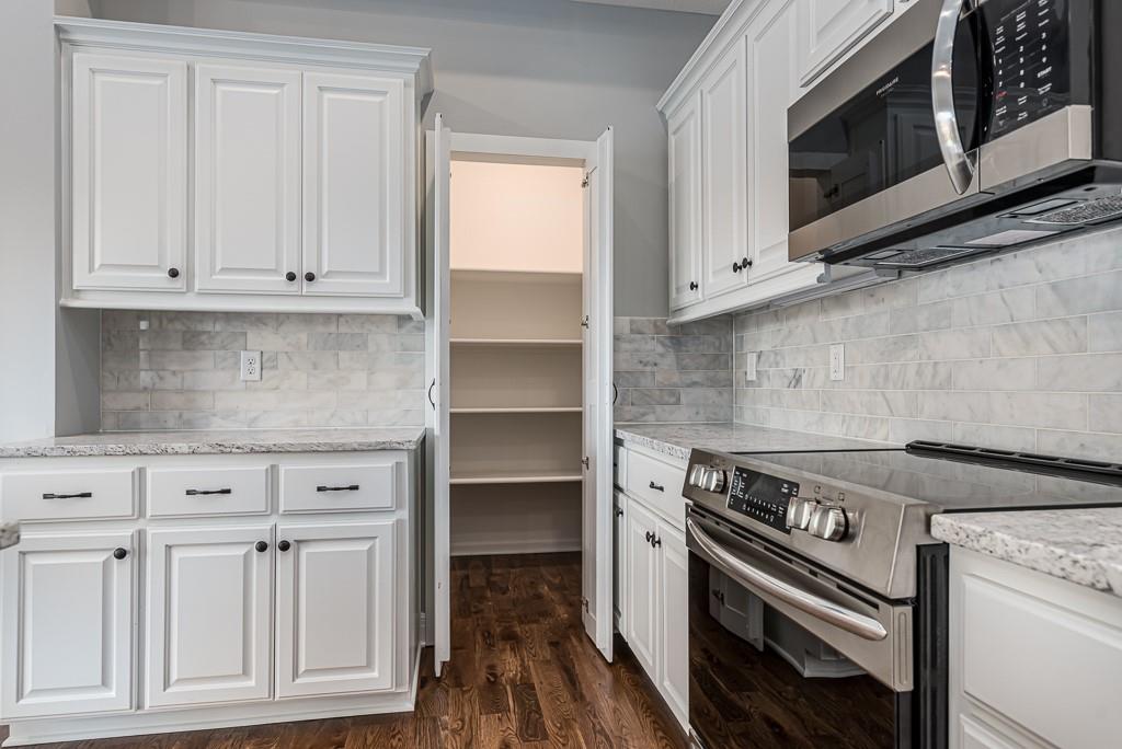 2703 Stone Creek Avenue