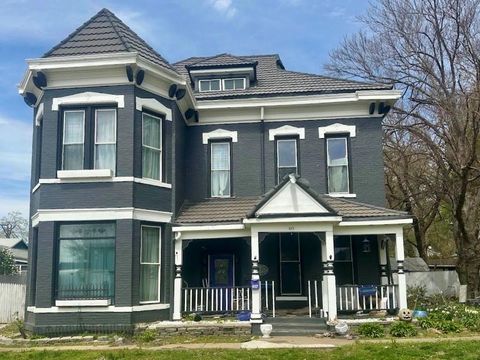 MLS: 2550691