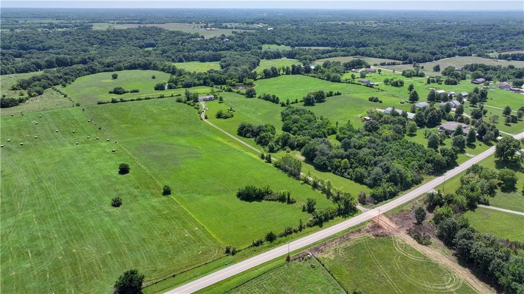 Lathrop, Missouri 64465, United States, 3 Bedrooms Bedrooms, ,2 BathroomsBathrooms,Residential,Active,179457