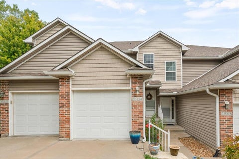 Photo of 3564 NE Austin Drive, Lees Summit, MO 64064 (MLS # 2641964)