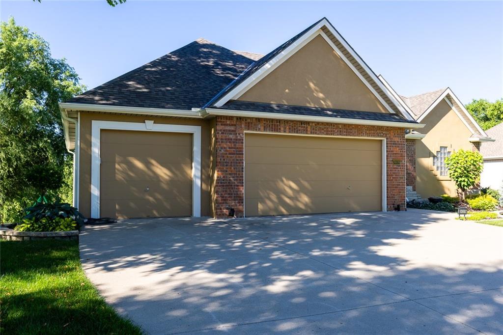 9009 NE 95th Street