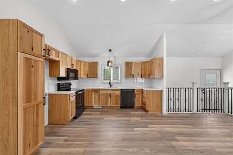 Photo of 3409 NW 56th Street, Kansas City, MO 64151 (MLS # 2617480)
