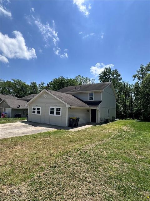 8113 & 8115 E 100th Terrace Court Kansas City MO 64134