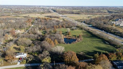 NE Barry Road Kansas City MO 64156