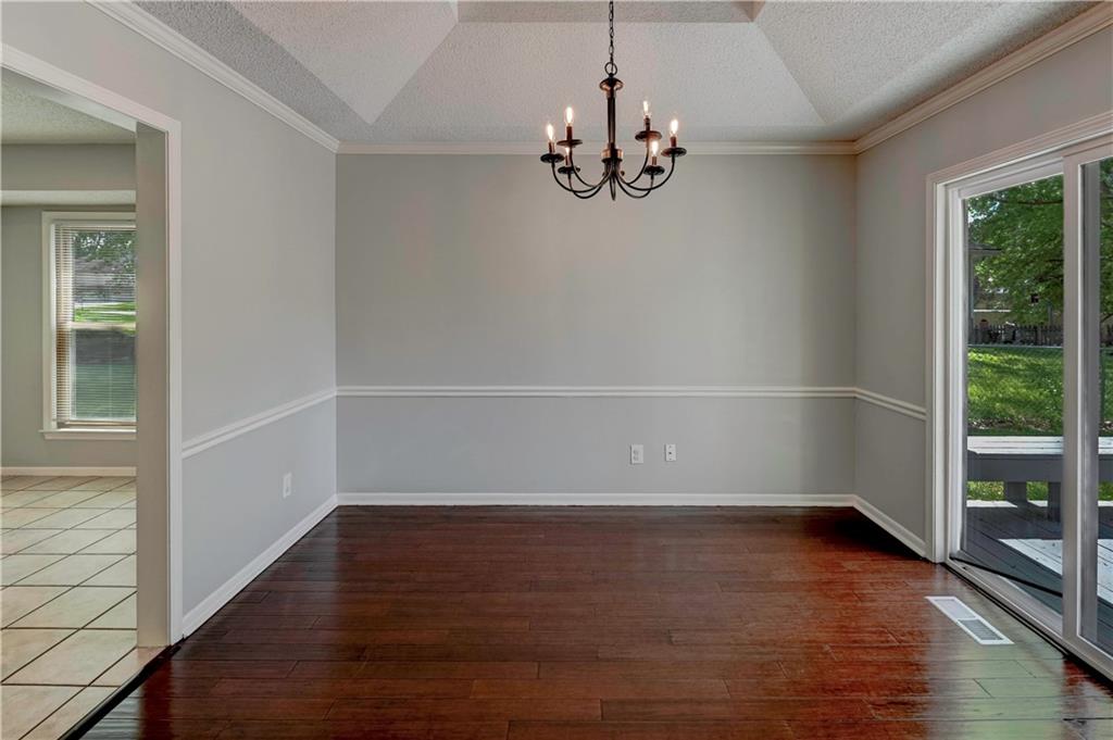 Blue Springs, Missouri 64015, United States, 4 Bedrooms Bedrooms, ,3 BathroomsBathrooms,Residential,Active,131463