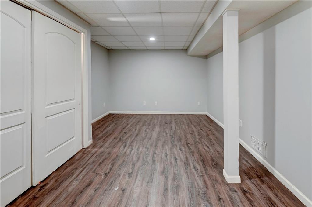 Blue Springs, Missouri 64015, United States, 4 Bedrooms Bedrooms, ,3 BathroomsBathrooms,Residential,Active,131463