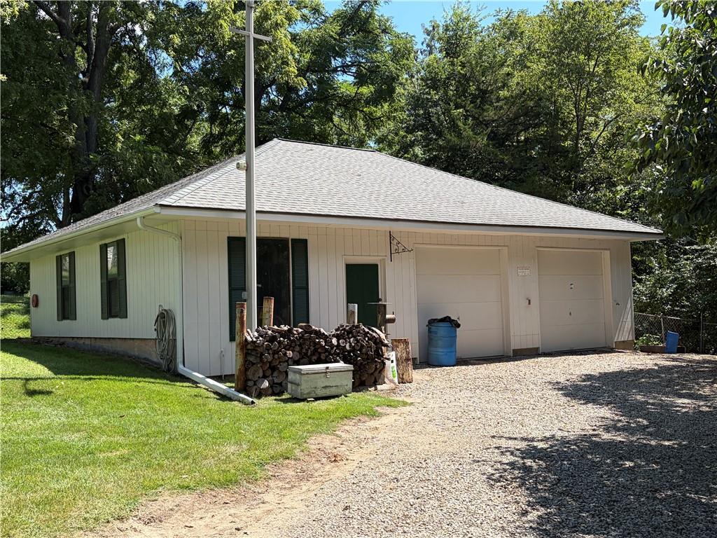 734 N Allen Road