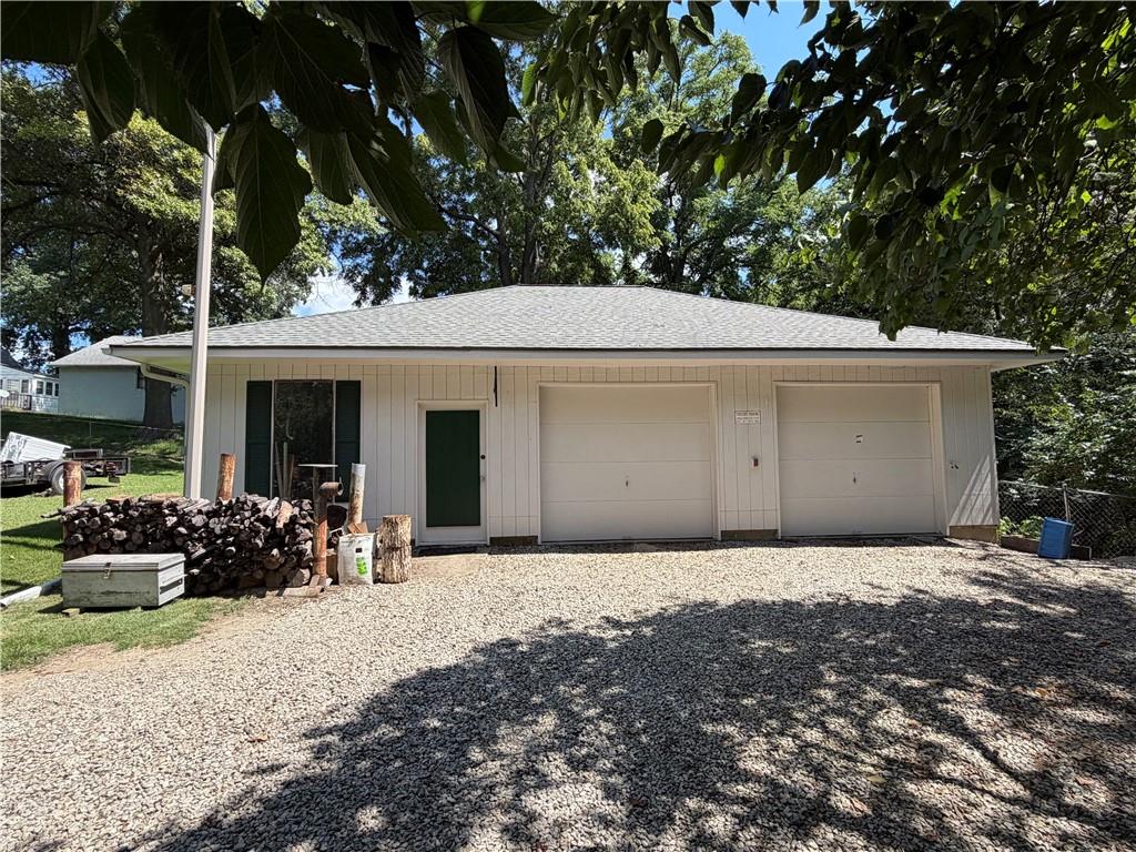 734 N Allen Road
