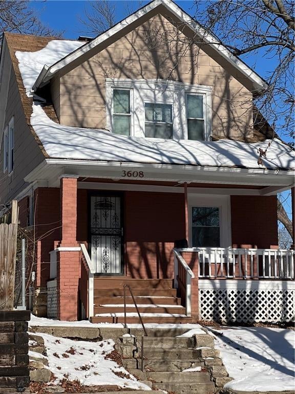 Photo of 3608 Garner Street, Kansas City, MO 64124 (MLS # 2643397)