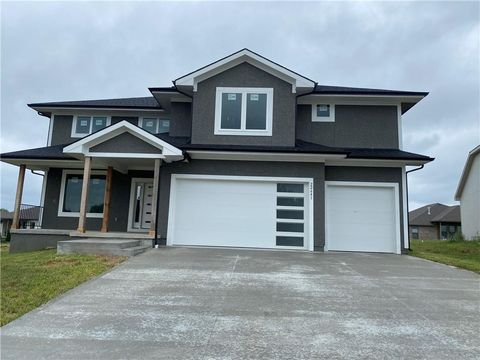 22641 W 87th Terrace, Lenexa, KS 66227 - #: 2568380