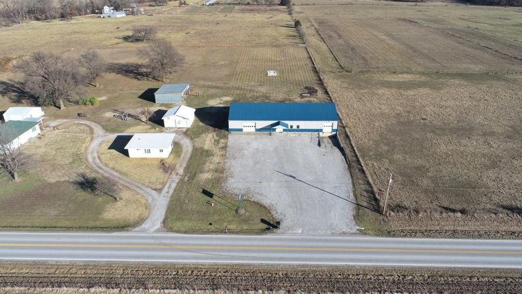 Photo of 5581 S HH Highway, El Dorado Springs, MO 64744 (MLS # 2596520)