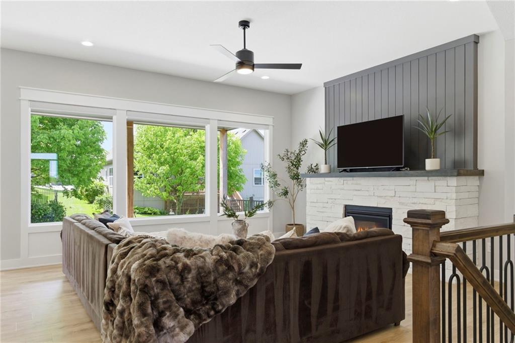 25189 W 141st Terrace