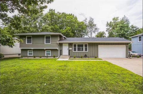 9010 Eby Drive Overland Park KS 66212