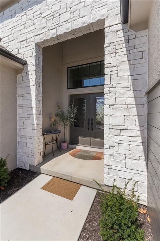 13305 Golden Oak Court