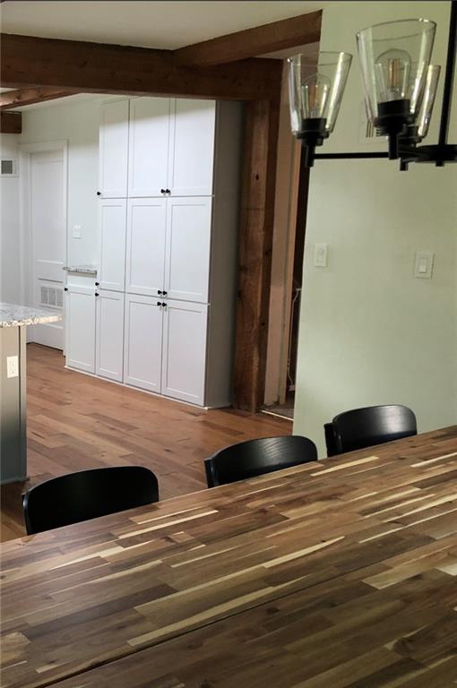 1804 W Liberty Drive