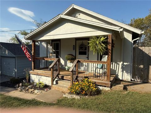 600 Centralia Avenue Excelsior Springs MO 64024