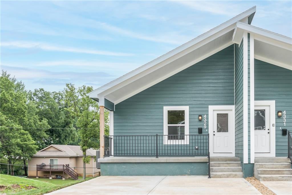 4329/4331 Spruce Ave, Kansas City, MO 64130