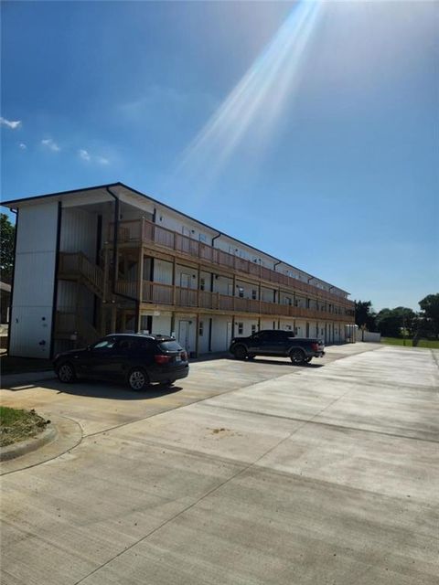 1106 S Mitchell Street Warrensburg MO 64093