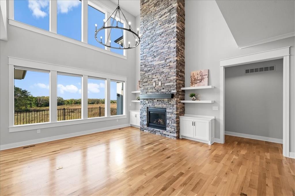 2421 W 177th Street