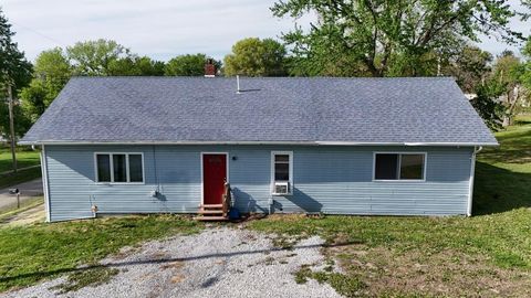 Photo of 631 Leidy Street, Cosby, MO 64436 (MLS # 2615474)