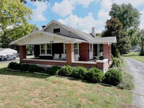 Photo of 6111 Woodson Road, Raytown, MO 64133 (MLS # 2642781)