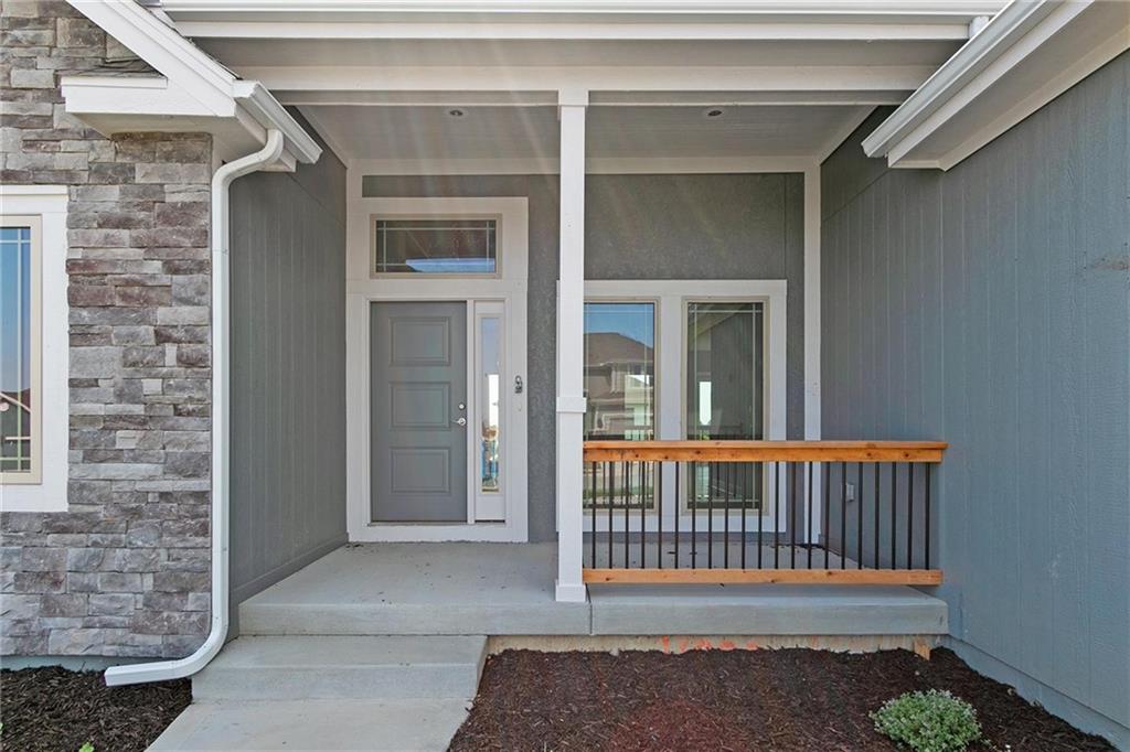 11116 N Bristol Avenue